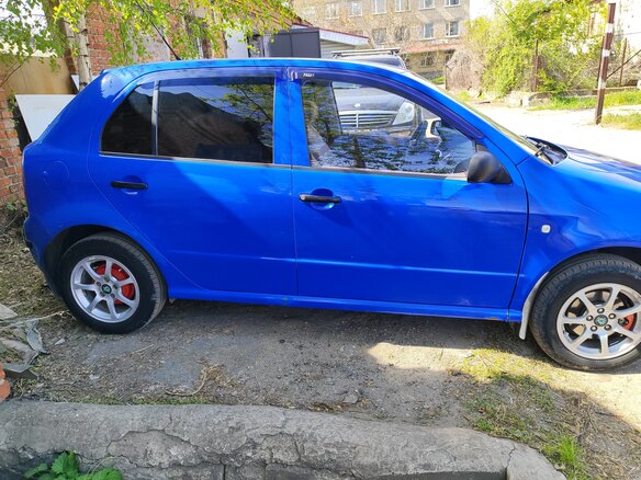 2001 Skoda Fabia I, синий, 300000 рублей - вид 6