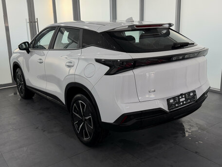 2026 Omoda C5 II, белый, 3400000 рублей, вид 4