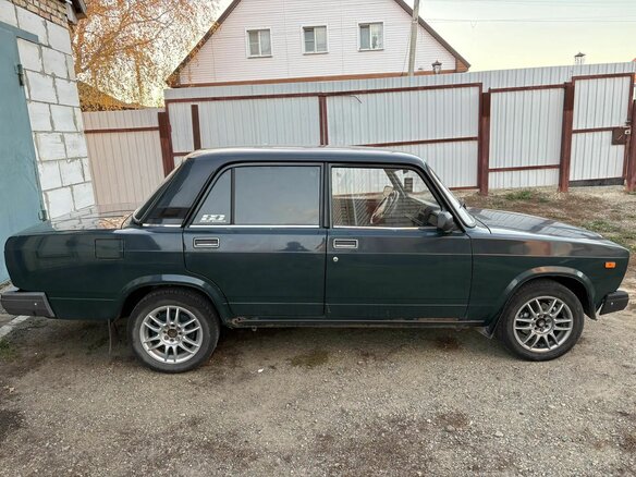 2008 Lada (ВАЗ) 2107, зелёный, 200000 рублей - вид 1