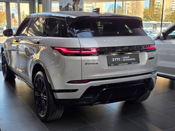 2024 Land Rover Range Rover Evoque II Рестайлинг, серый, 5730000 рублей - вид 6