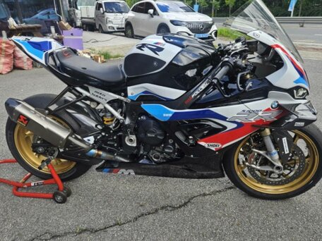 2023 BMW S 1000 RR, белый, 2999999 рублей, вид 1