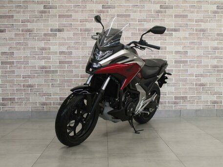 2024 Honda NC 750X, красный, 1021000 рублей, вид 2
