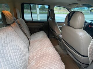 2004 Ford Explorer III, чёрный, 440000 рублей, вид 3