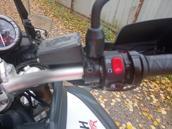 2011 Triumph Tiger 800, белый, 550000 рублей - вид 9