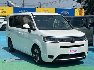 2023 Honda Stepwgn VI, белый, 1890000 рублей, вид 3
