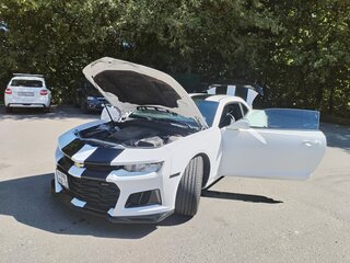 2014 Chevrolet Camaro V Рестайлинг, белый, 1760000 рублей, вид 3