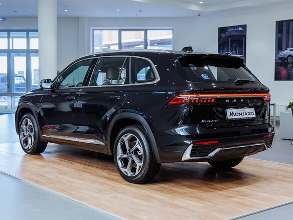 2026 Geely Monjaro, чёрный - вид 1