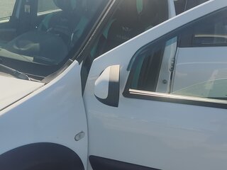 2017 Lada (ВАЗ) Largus Cross I, белый, 750000 рублей, вид 1