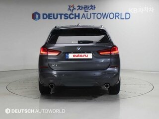 2022 BMW X1 18d xDrive II (F48) Рестайлинг, серый, 2302020 рублей, вид 4