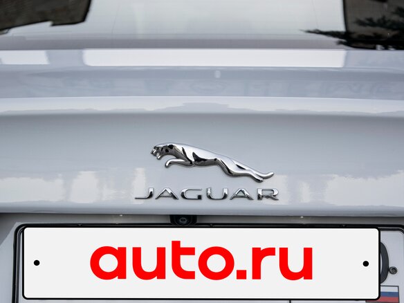 2016 Jaguar XE EcoBoost I, белый, 1800000 рублей - вид 18