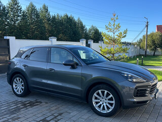 2019 Porsche Cayenne III, серый, 5690000 рублей, вид 5