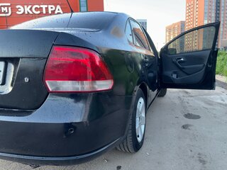 2011 Volkswagen Polo V, чёрный, 320000 рублей, вид 3