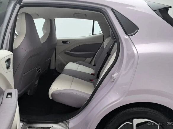 2026 MG 4 EV 42.8 kWh II, фиолетовый, 1530000 рублей - вид 9