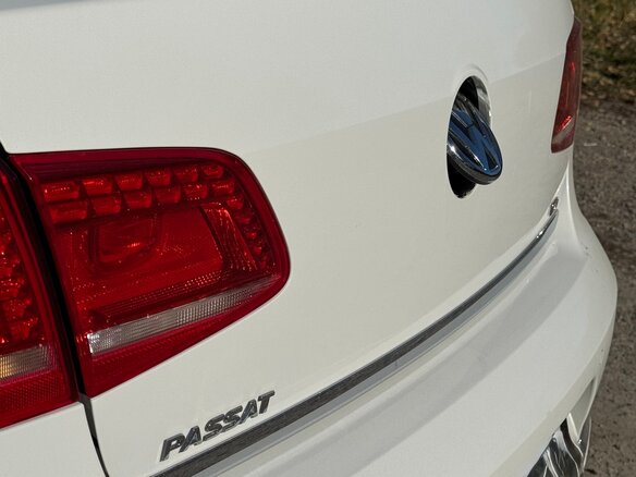 2014 Volkswagen Passat B7, белый - вид 9