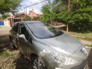 2009 Peugeot 308 I, серебристый, 400000 рублей, вид 1