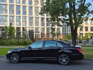 2012 Mercedes-Benz S-Класс 500 Long V (W221) Рестайлинг, чёрный, 1890000 рублей, вид 1