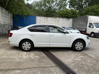 2016 Skoda Octavia III (A7), белый, 999000 рублей, вид 3