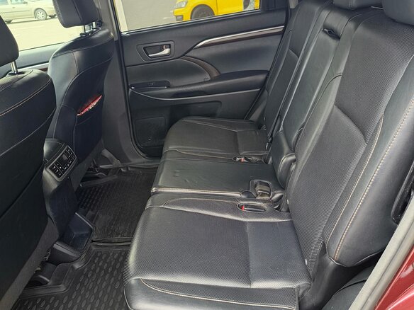 2014 Toyota Highlander III (XU50), красный, 2800000 рублей - вид 22