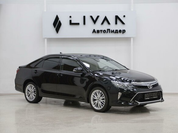 2017 Toyota Camry VII (XV50) Рестайлинг 2, чёрный