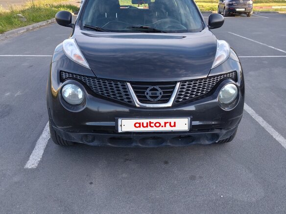 2014 Nissan Juke I, чёрный, 800000 рублей