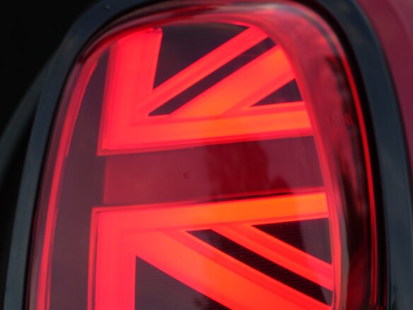 2019 Mini Hatch JCW III (F55/F56) Рестайлинг, красный - вид 32