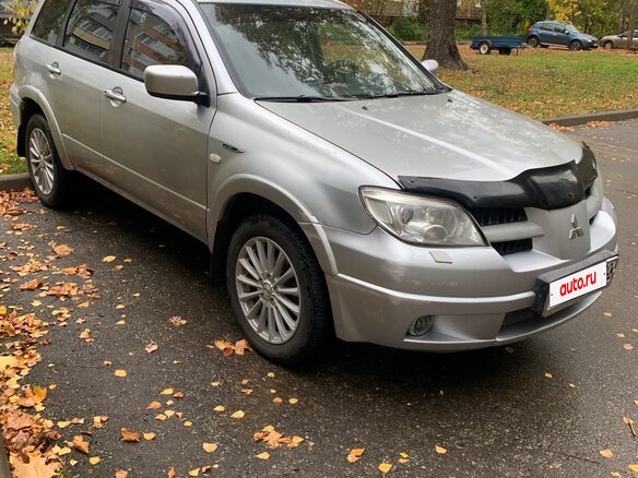 2006 Mitsubishi Outlander I, серебристый, 430000 рублей - вид 1