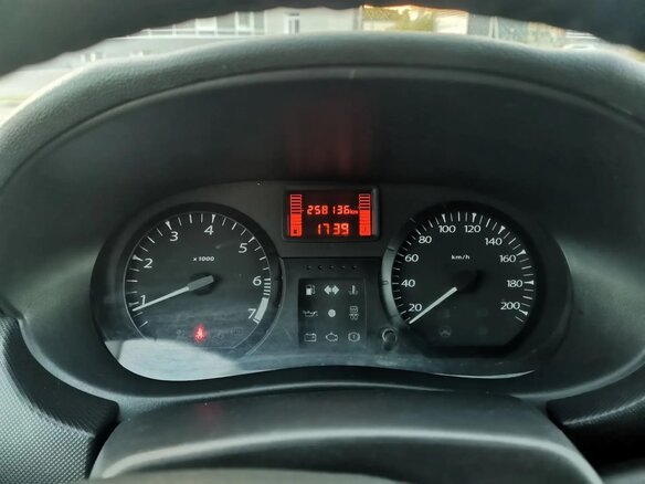 2020 Lada (ВАЗ) Largus I, белый, 540000 рублей - вид 15