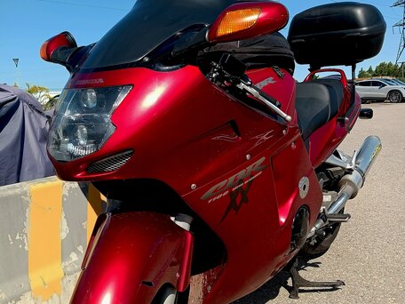 1998 Honda CBR 1100 XX, красный, 450000 рублей, вид 1