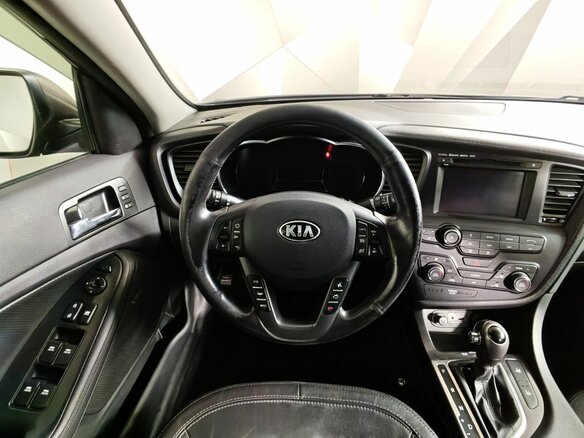 2013 Kia Optima III, коричневый - вид 19