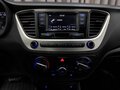 2017 Hyundai Solaris II, серебристый, 1199900 рублей - вид 11