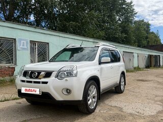 2011 Nissan X-Trail II Рестайлинг, белый, 1850000 рублей, вид 1