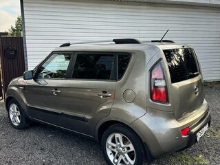 2011 Kia Soul I, серебристый, 890000 рублей, вид 4