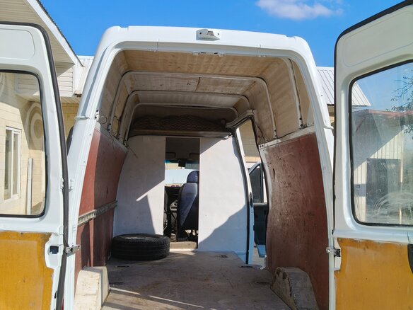 1999 Ford Transit, белый, 750000 рублей - вид 10