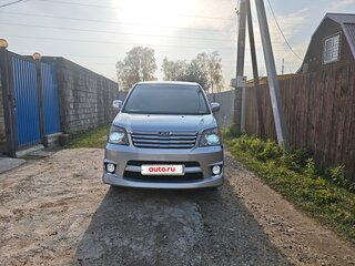 2002 Toyota Noah I (R60), серый, 1100000 рублей, вид 2