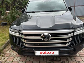 2022 Toyota Land Cruiser 300 Series, чёрный, 9000000 рублей, вид 2