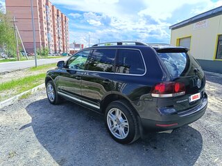 2008 Volkswagen Touareg I Рестайлинг, чёрный, 850000 рублей, вид 4