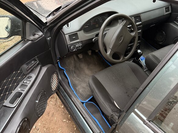 2010 Lada (ВАЗ) Priora I, серый, 290000 рублей - вид 5