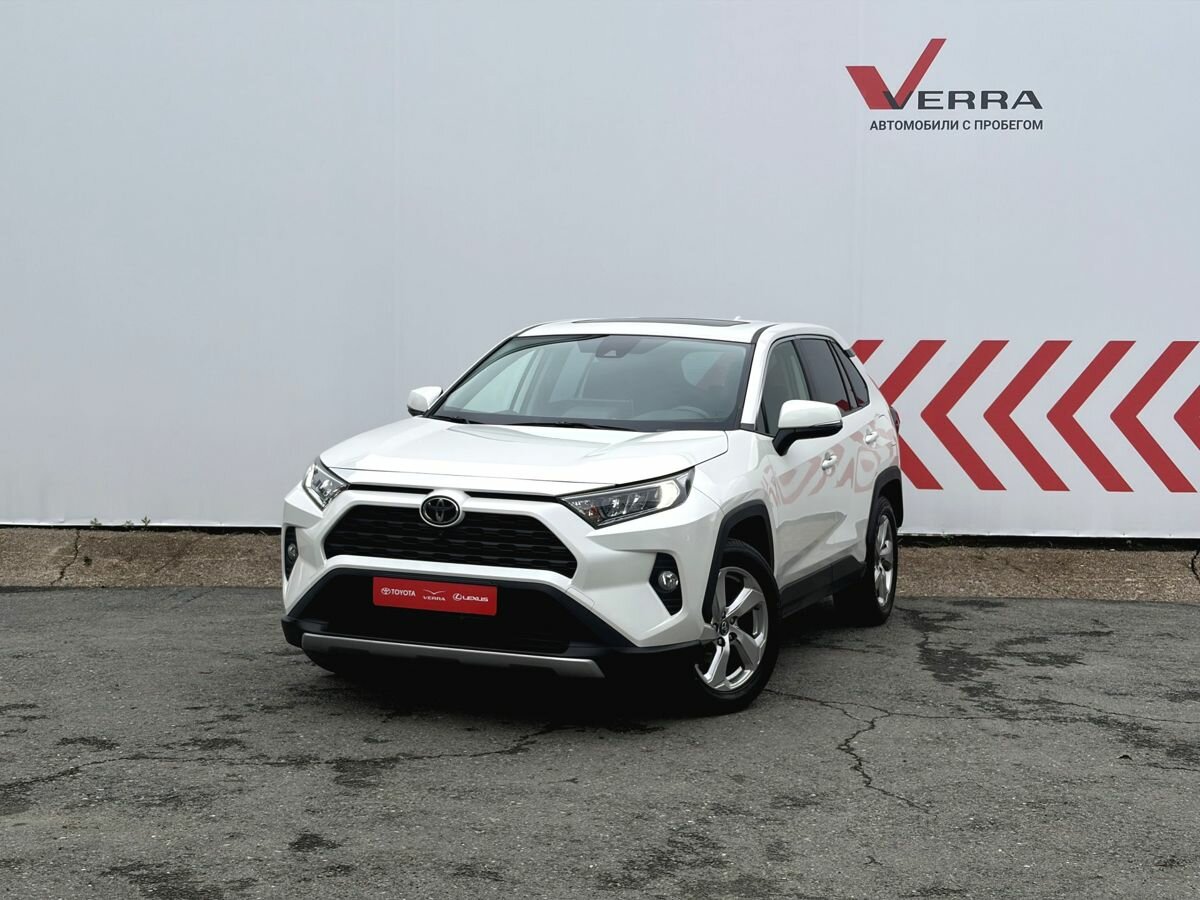Открыть фотографии: Toyota RAV4 V (XA50)