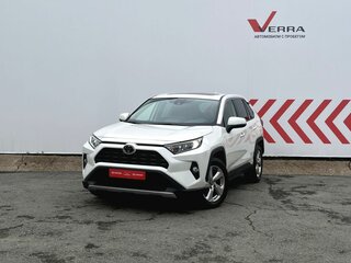 2021 Toyota RAV4 V (XA50), белый, 3100000 рублей, вид 1
