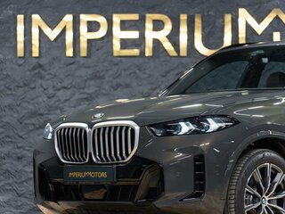 2026 BMW X5 40i IV (G05/G18) Рестайлинг, серый, 13990000 рублей, вид 4