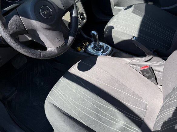 2008 Opel Corsa D, серый, 450000 рублей - вид 9