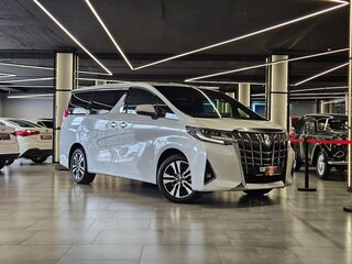 2018 Toyota Alphard III Рестайлинг, белый, 4900000 рублей, вид 3