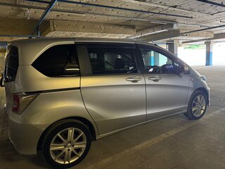 2015 Honda Freed I Рестайлинг 2, серебристый, 1290000 рублей, вид 5