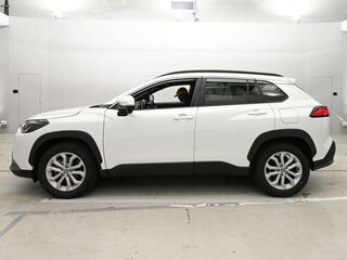 2023 Toyota Corolla Cross I, белый, 2010000 рублей, вид 4