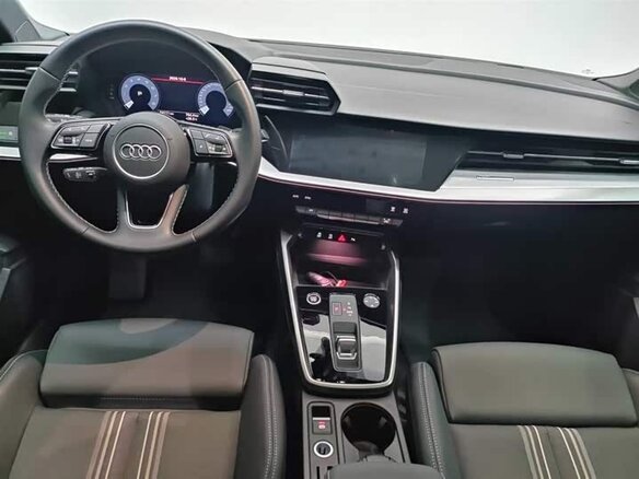 2023 Audi A3 Sportback 35 TFSI IV (8Y), белый, 1850000 рублей - вид 6