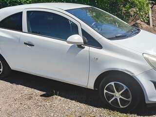 2011 Opel Corsa D Рестайлинг II, белый, 350000 рублей, вид 3
