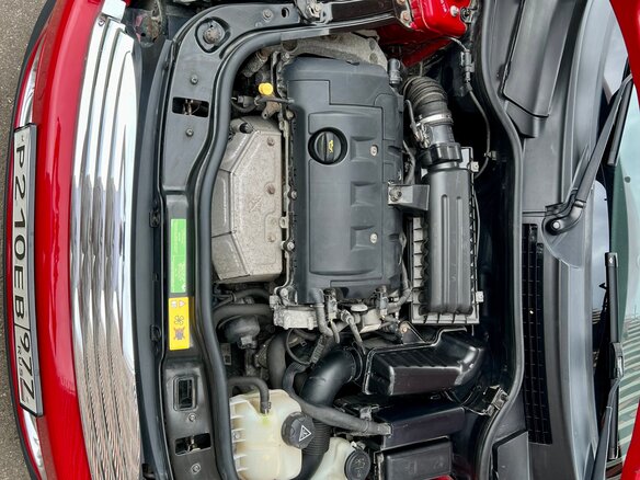 2011 Mini Hatch Cooper II (R56) Рестайлинг, красный - вид 15