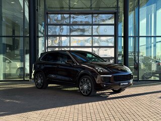 2015 Porsche Cayenne II Рестайлинг (958), коричневый, 3500000 рублей, вид 1