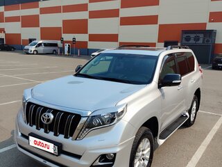 2014 Toyota Land Cruiser Prado 5-speed 150 Series Рестайлинг 1, серебристый, 4100000 рублей, вид 1