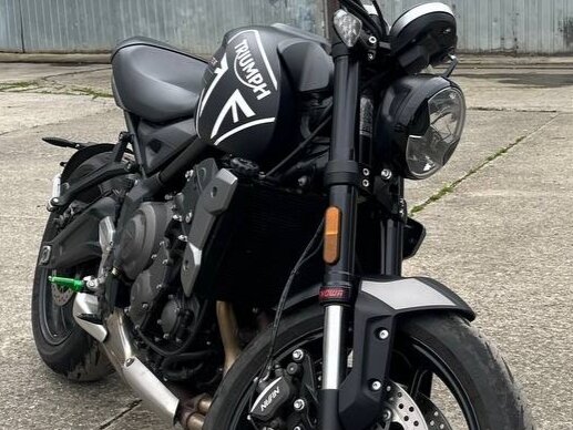 2021 Triumph Trident 660, чёрный, 740000 рублей